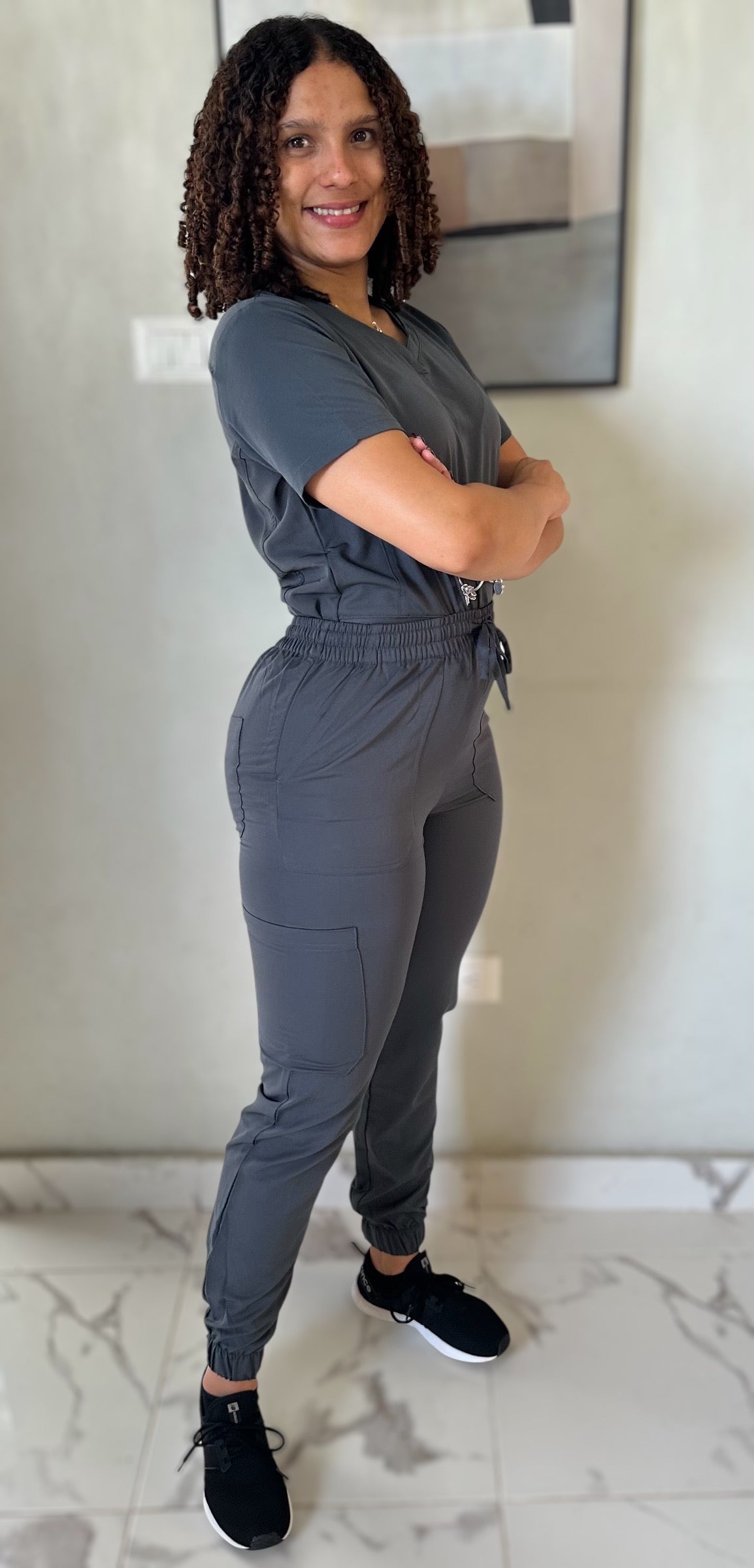 Karisma Jogger Set 1604 – Corte Tulipán con Bolsillo Oculto