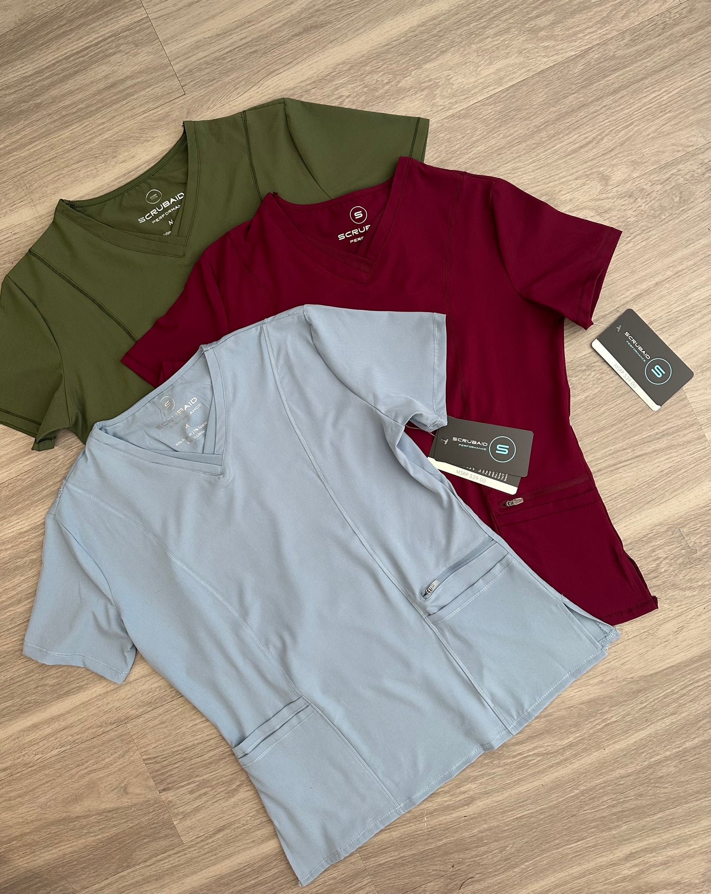 Scrubaid Jogger Set 13002 – Comodidad, Funcionalidad y Estilo Profesional
