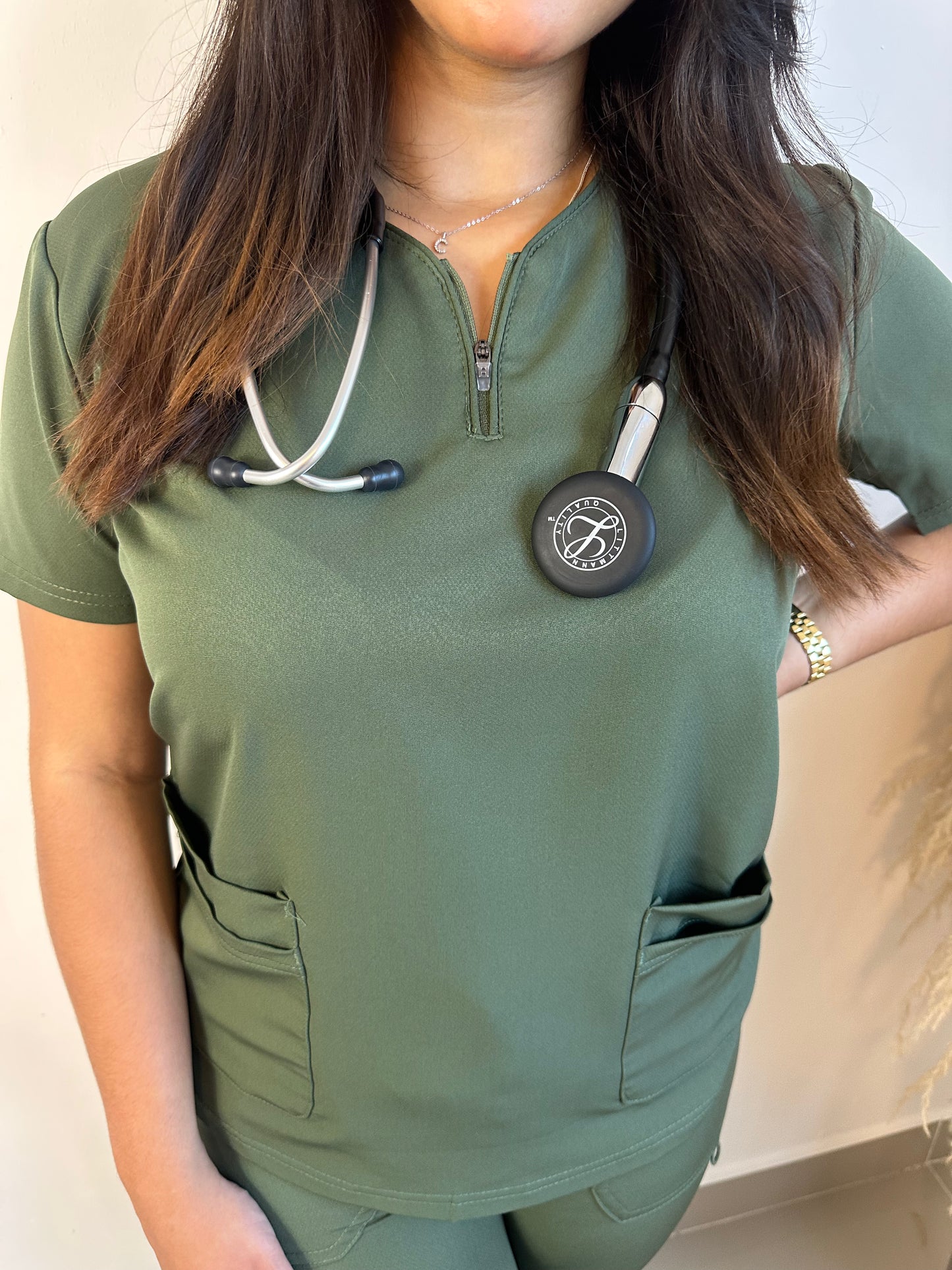 Karisma Jogger Set 1605 – Cuello Zip Clásico