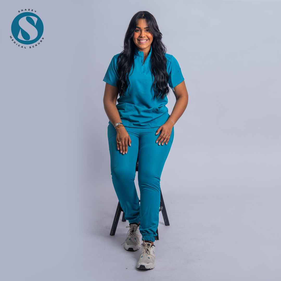 Karisma Jogger Set 1603 – Ajuste Moderno con Cierre y Máxima Funcionalidad